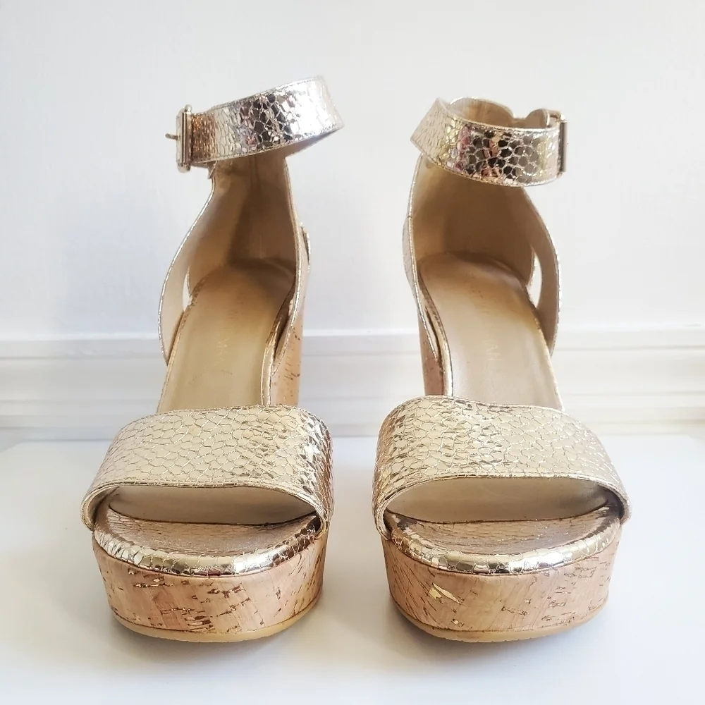 New Stuart Weitzman Twofer Gold Python Platform Cork Wedge Size 9 - Picture 5 of 13
